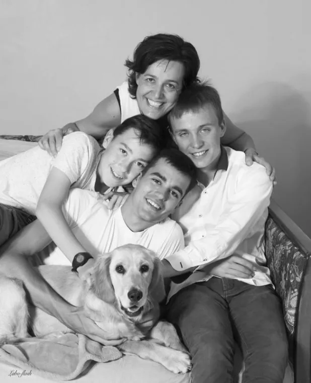 Photo de famille de qualité par un photographe professionnel sur Beaupréau, Beaupréau-en-Mauges, FOCUS 49